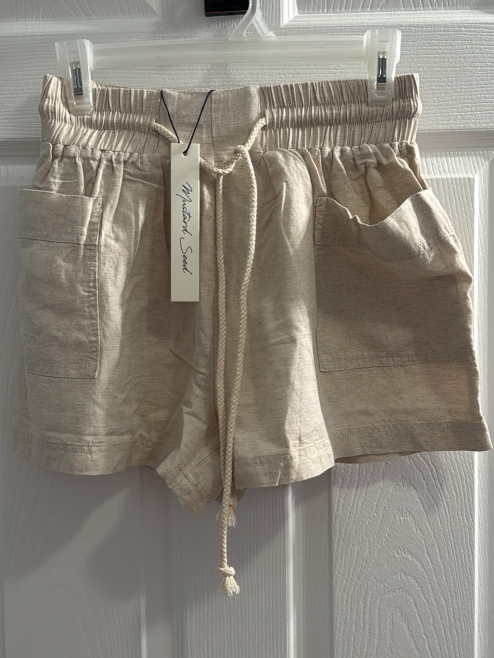 Neutral Drawstring Linen-Blend Women’s Shorts